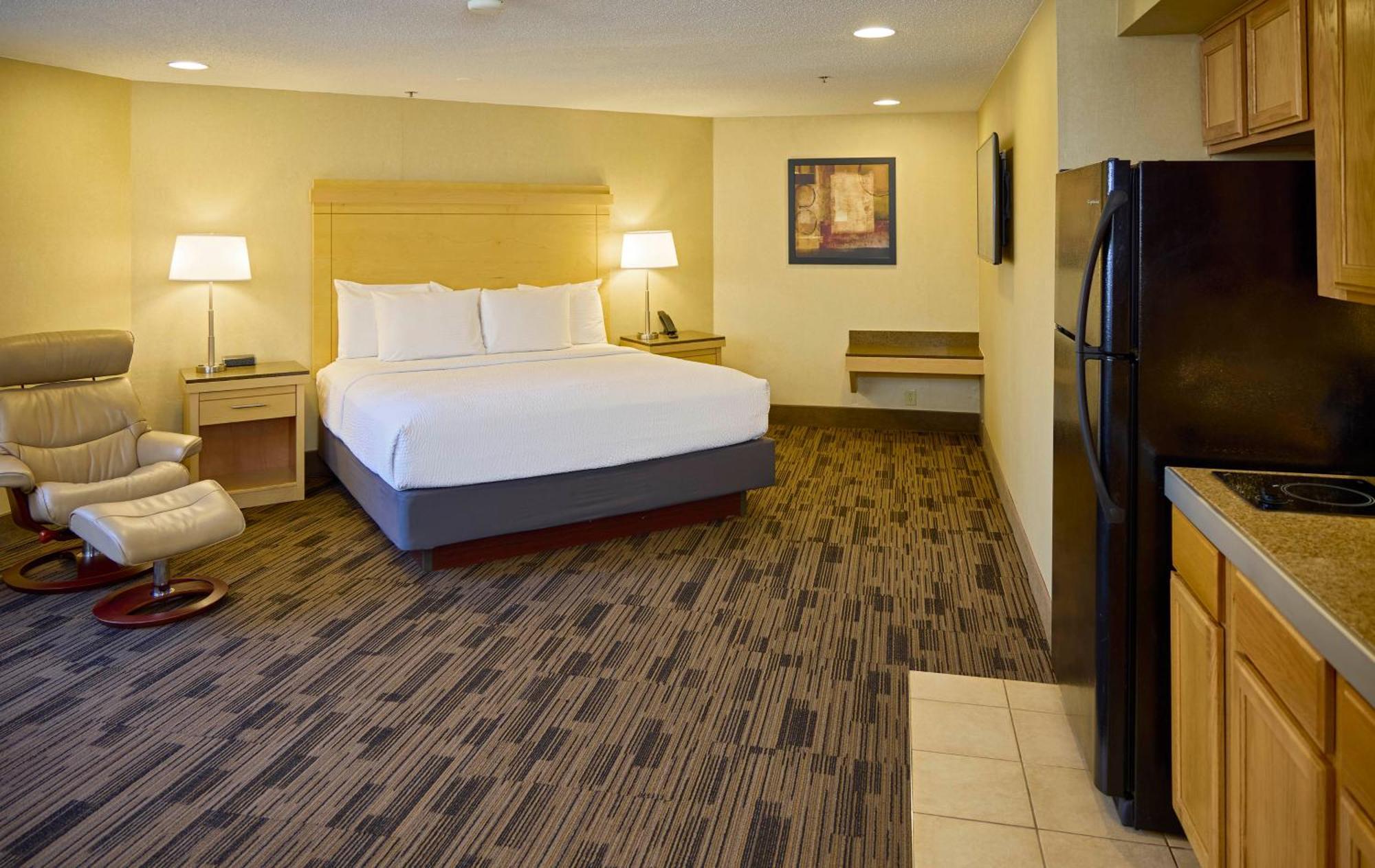 Livinn Hotel Cincinnati North/ Шаронвилл Экстерьер фото