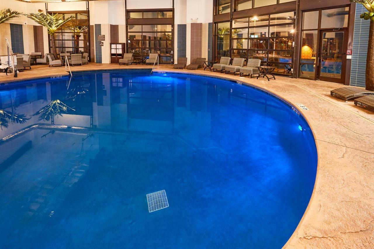 Livinn Hotel Cincinnati North/ Шаронвилл Экстерьер фото